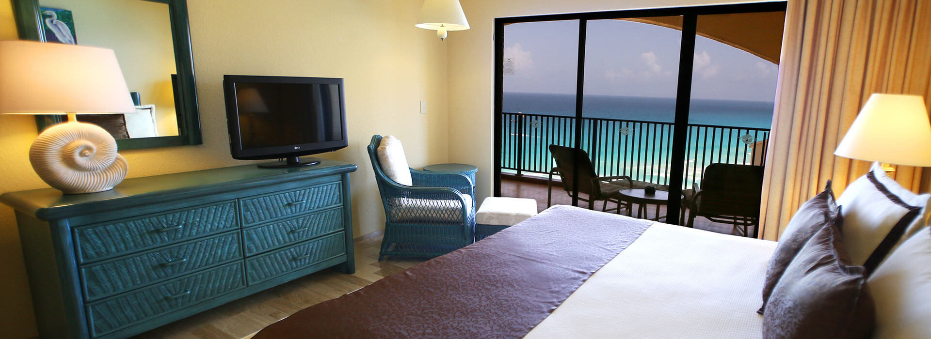 Two Bedroom Master Suite Ocean View | The Royal Islander Resort