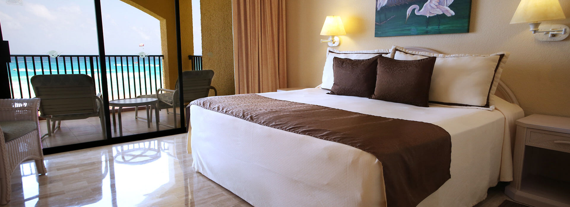habitación en Cancún con cama king size